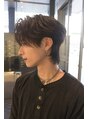 ピア ヤクイン(Pia Yakuin) タイトな襟足に全体的な動きで雰囲気の差別化を測れます