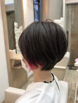 シエル(ciel) 前下がりショート☆イヤリングカラー