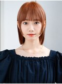 ぱっつん前髪シンプルストレートフェイスレイヤー暖色カラー