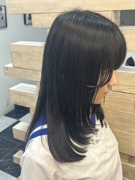 テテ(TETE) ミディアムレイヤー/フェイスレイヤー/サイドバング