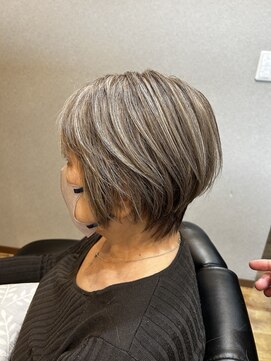 エル(ell) 白髪ボカシ