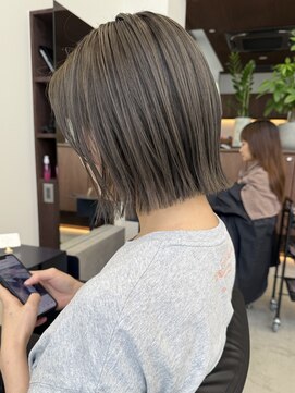 ノード(NODE) 栄くびれ巻き透明感小顔ミディアムヘア