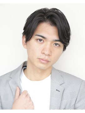 ソレイユ(Soleil) マッシュ/センターパート/30代メンズヘア/ビジネスヘア/刈り上げ