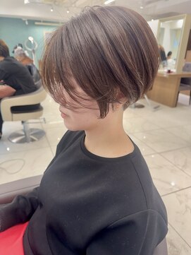 アッシュ 下北沢店(Ash) ベージュカラーの刈り上げハンサム