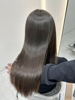 ジーナ 吉塚(Zina)&nbsp;艶髪アッシュブラウン×縮毛矯正【福田れん】博多 吉塚 美容室