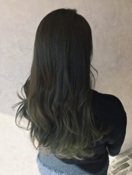 ナトゥーラ 一宮(NATURA) カーキアッシュウェーブ