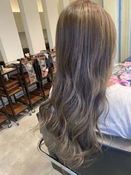 ヘアーメイク アディクト(HAIR MAKE addict) みるくべーじゅ×ハイライト hair make addict 町田 有理佳