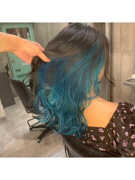 インク 渋谷(INK.) 韓国風/インナーカラー/フェザーバング/ウルフカット[渋谷]