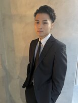 キートス(Kiitos)&nbsp;大人気！秋/冬スタイル　ビジネス七三リバースパーマスタイル