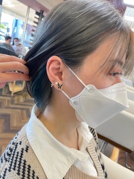 クワリ シルバーブルーのインナーカラー☆