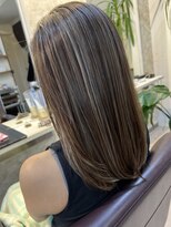 ヘアーエポック(hair epoque)&nbsp;毛先ワンカール×レイヤーカット×小顔カット　ハイライトカラー