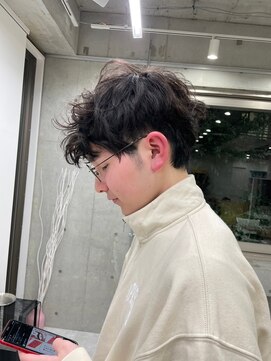 ナンバー ブラオ 名古屋栄(N° blao) メンズカット　メンズマッシュ　メンズパーマ　ニュアンスパーマ