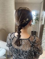 コンティバイミラートーク(CONTY by MIRROR TALK) 結婚式タイトアレンジ