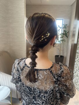 コンティバイミラートーク(CONTY by MIRROR TALK) 結婚式タイトアレンジ