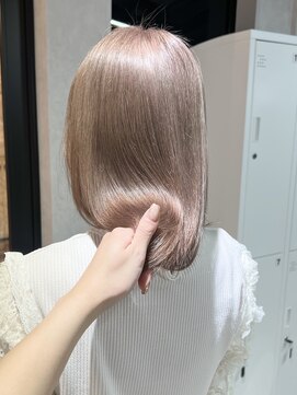 ゲームバイアランスミシー 心斎橋(GAME by Alan Smithee) ダブルカラー／ブリーチカラー／ミルクティーカラー