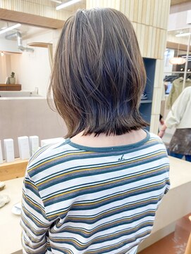 パークレーン アイス イヴェン(park lane ICI yeven) ブリーチなしダブルカラーミディアムボブ20代30代40代夏カラー