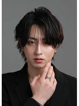 レイ(Lay.) 【スタイリストMyuka】韓国風メンズメイク