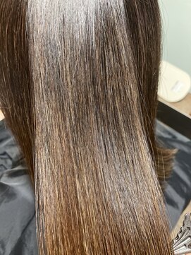 ユーリカ リチェルコ 四天王寺前夕陽ケ丘店 髪質改善トリートメント