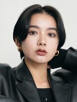 表参道ミディアム顔周りレイヤーカットアッシュベージュ40代