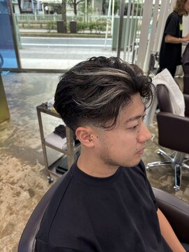 アンサー 千葉中央(UNSER prod by THE DAY) 【MEN’S HAIR/サーフカール/刈り上げセンターパート/千葉】