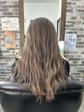 クルーカイロス(Crew kairos) ベージュカラー