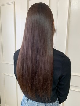 フラッシュ ヘアーアンドスキン(Flash hair&skin)の写真/実力派のスタイリストが、あなたの白髪を活かした“自然で美しいデザインカラー”をご提案いたします◇