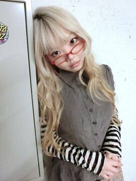 ノラ シブヤ(NORA) ★ブロンドレイヤーカットハッシュカットハイレイヤーウルフ