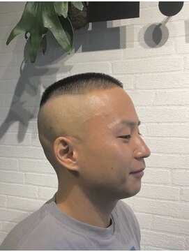 アイリー 青木店(I Rie) 軍人ヘアー