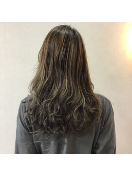 ヘアキッチン エスケーオー(Hair Kitchen S.K.O) 外国人風カラー