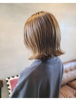 アンドビー(&b.)&nbsp;外ハネ切りっぱなしボブ【大垣/大垣駅/カラー/髪質改善】