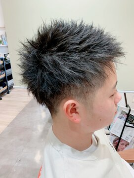 ヘアガーデンブリージア(HAIR GARDEN BREEZIA) スパイキーショート