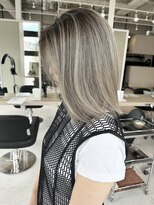 リア 近鉄八尾店(Lia)&nbsp;バレイヤージュ