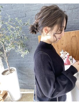 ニド(2do) カジュアルルーズお団子アレンジ