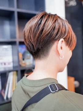 シャロン(SHARON) 【SHARON原宿】刈り上げ女子×ハンサムショート