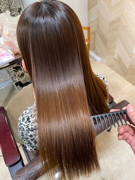 ニコ(niko) 艶髪ストレート