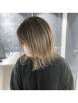 オグジュアリー 表参道(aux.) 大人かわいい/前髪[表参道/表参道駅