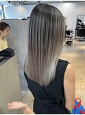 透け感スモーキーバレイヤージュ