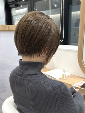 アドラーブル ココロ 新潟(adorable CoCoLo) 20代30代大人可愛い小顔ショートボブ前下がりブリーチなし