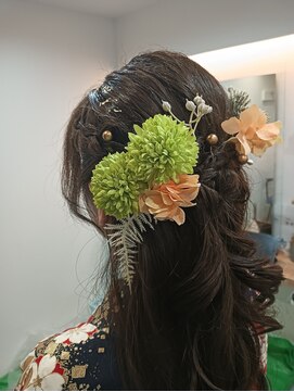 モントン(mon temps) ハーフアップで華やかヘアスペシャル