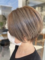 アース 上本町店(HAIR&MAKE EARTH) 20代30代40代前下がりストレート小顔補正立体カット