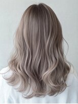 リトバイトゥルークリエイション 大宮(Re:to by True Creation)&nbsp;【大人フェミニン】透明感グレージュ×艶質感