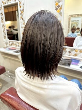 ボタンヘアー 日吉(BoTaN HAIR) レイヤーボブ/ミディアムボブ/ナチュラルストレート/日吉