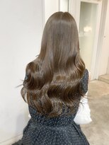 レア 表参道(L'ea)&nbsp;・黒髪クラゲヘアーオリーブグレー小顔ココアベージュ