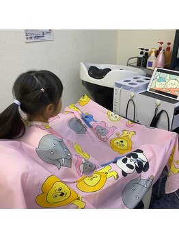 ミヤイ(MIYAI)の写真/幼児から小学生までは動画を鑑賞しながらのカットができます★