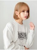 ぱつっとボブ×ハイトーンベージュ