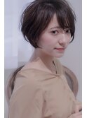 cachette &nbsp;丸み前下がりショートボブ