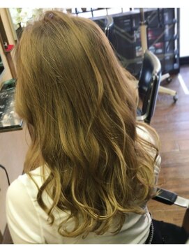 マルコ(MALUCO) 透明感オリーブアッシュ