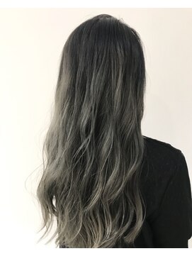 ブランチ サニー(brancH sunny) グラデーショングレーカラー