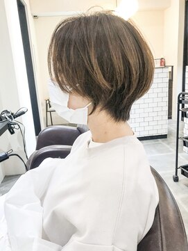 サロンドミルク 溝の口店(salon de MiLK) くびれのあるショートヘア