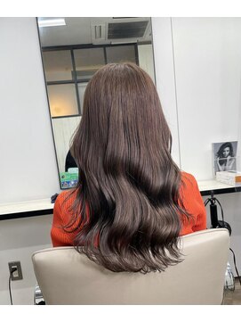 ネウィ 川崎(newi) 大人かわいいエギョモリ ミルクティーブラウン ひし形シルエット